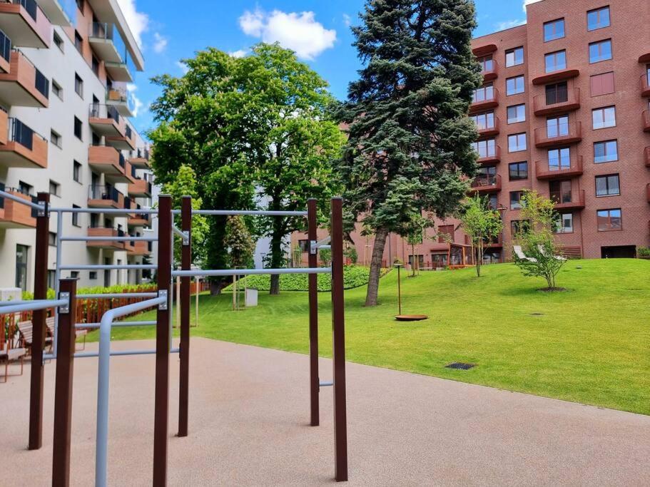 Apartment Zwirn, Free Parking, 24/7 Access Bratislava Esterno foto
