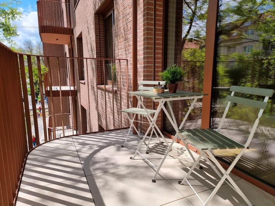 Apartment Zwirn, Free Parking, 24/7 Access Bratislava Esterno foto